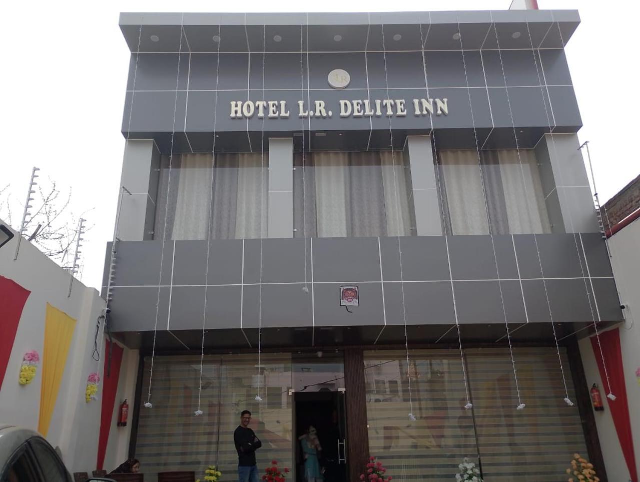 Hotel Lr Delite Inn Matura Exterior foto